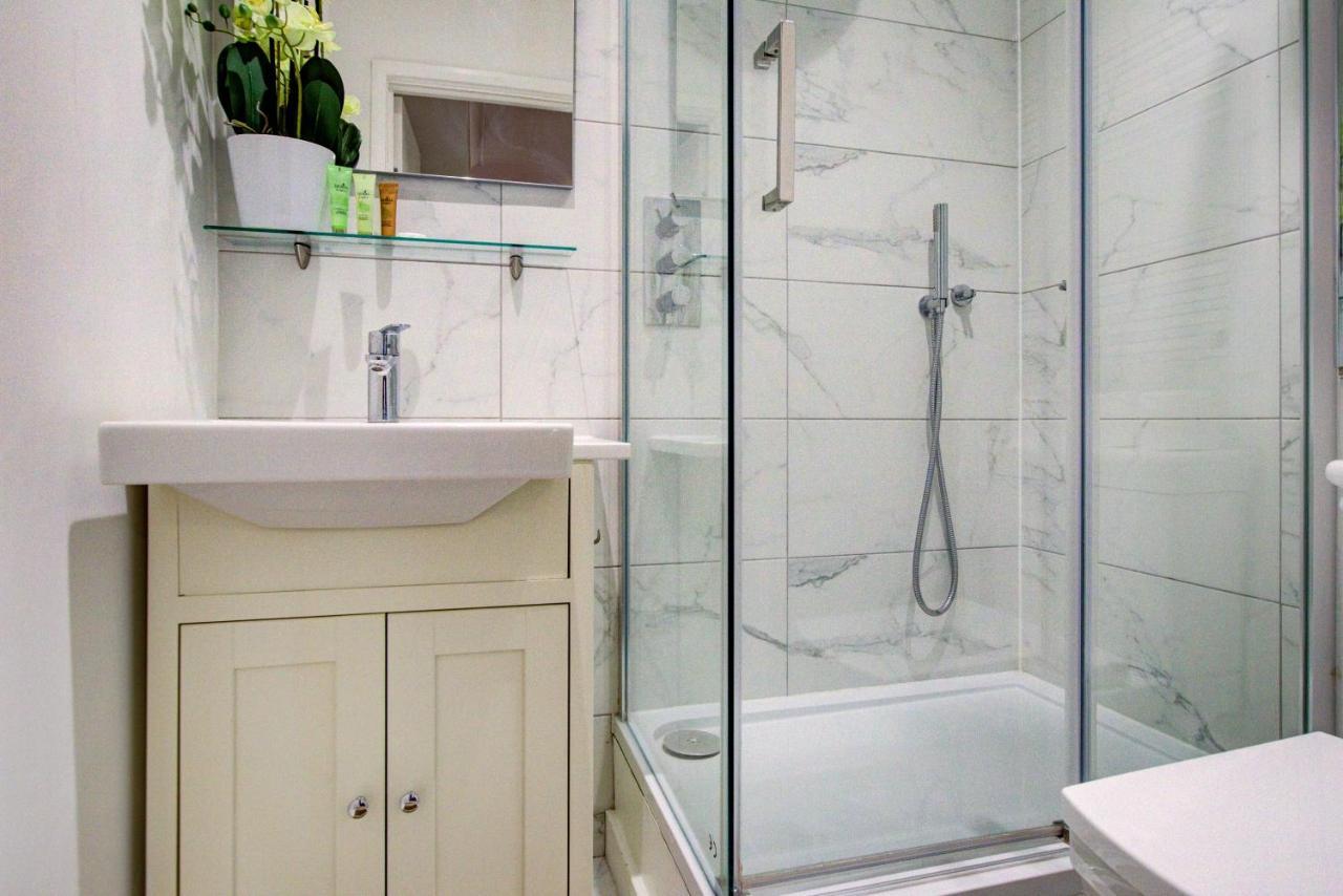 3-Bedroom, 3-Baths Apartment In Super Posh Marylebone, Central London, W1 المظهر الخارجي الصورة