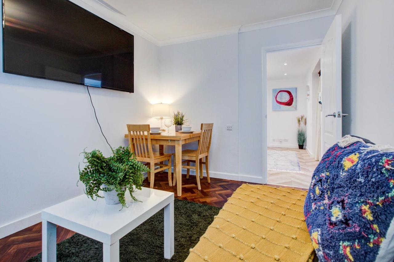 3-Bedroom, 3-Baths Apartment In Super Posh Marylebone, Central London, W1 المظهر الخارجي الصورة