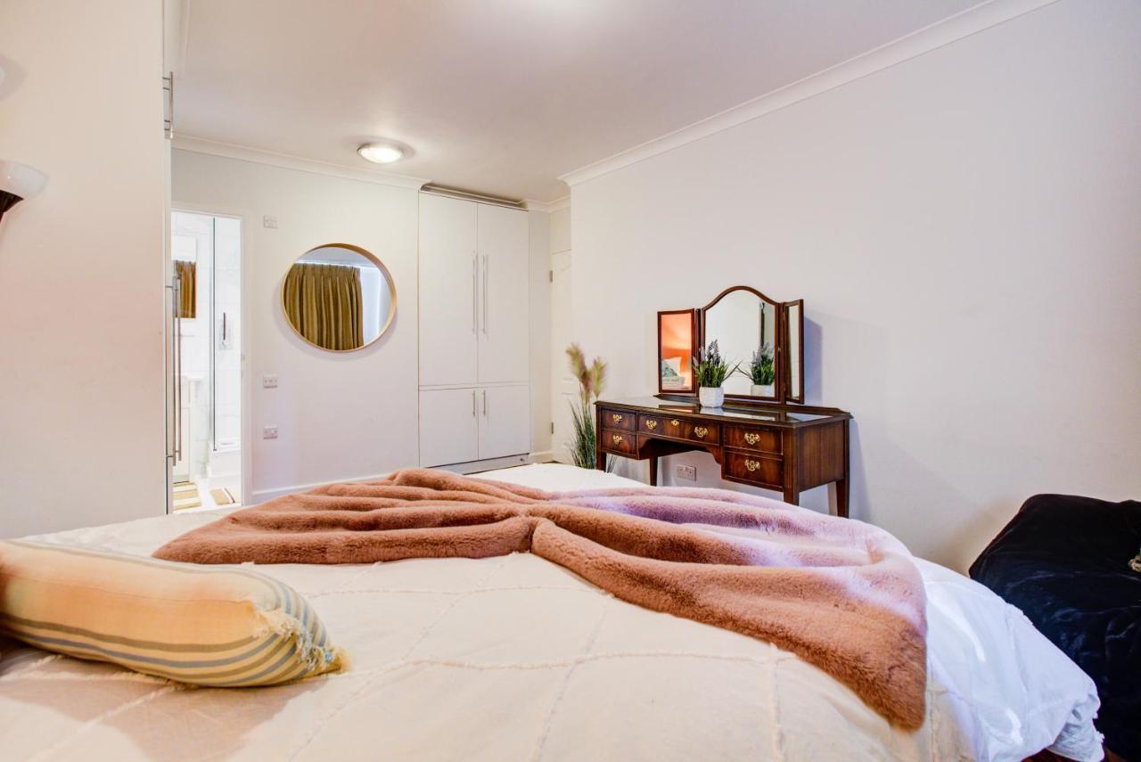 3-Bedroom, 3-Baths Apartment In Super Posh Marylebone, Central London, W1 المظهر الخارجي الصورة