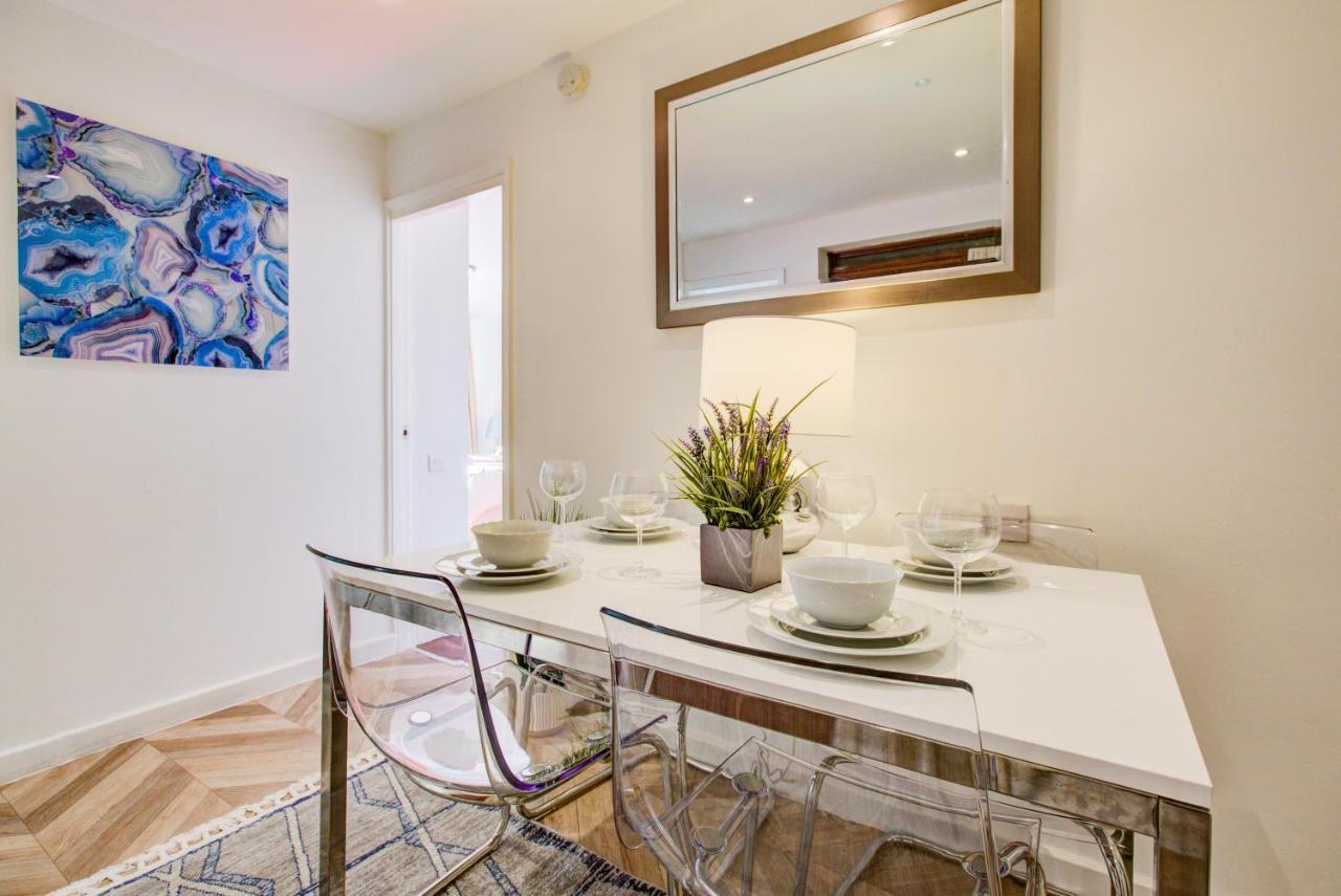 3-Bedroom, 3-Baths Apartment In Super Posh Marylebone, Central London, W1 المظهر الخارجي الصورة