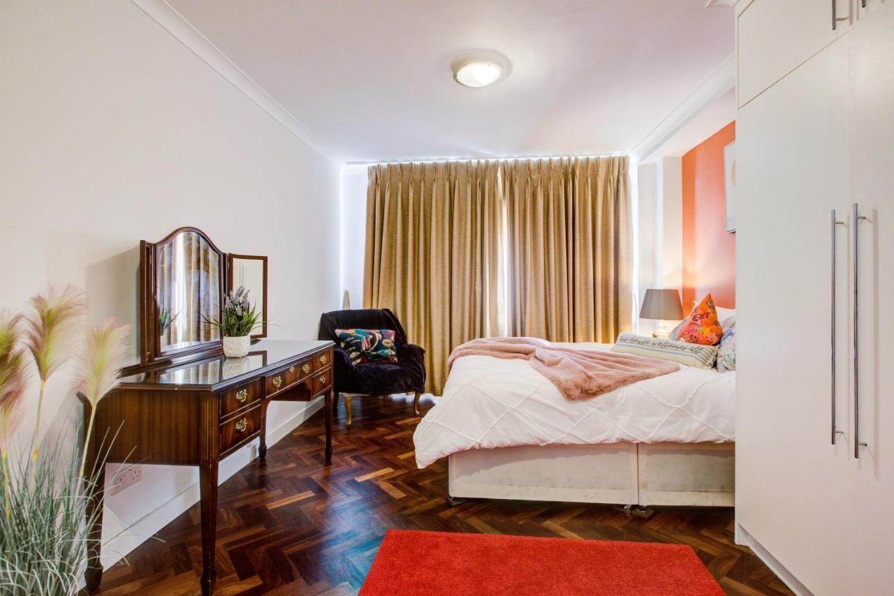 3-Bedroom, 3-Baths Apartment In Super Posh Marylebone, Central London, W1 المظهر الخارجي الصورة